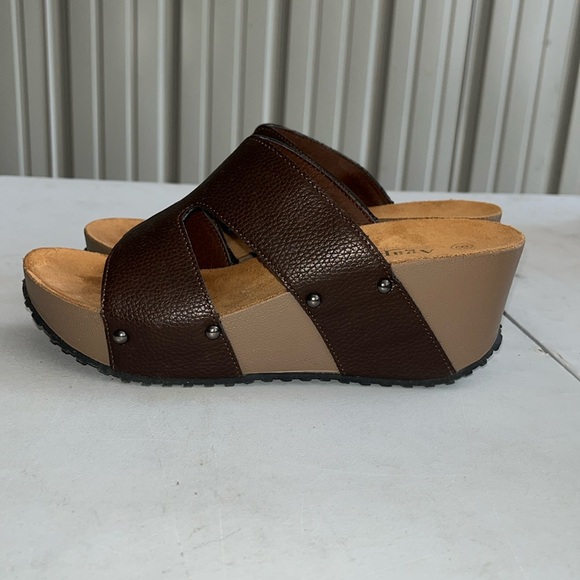 Ágape, size 8, brown - Picture 1 of 3